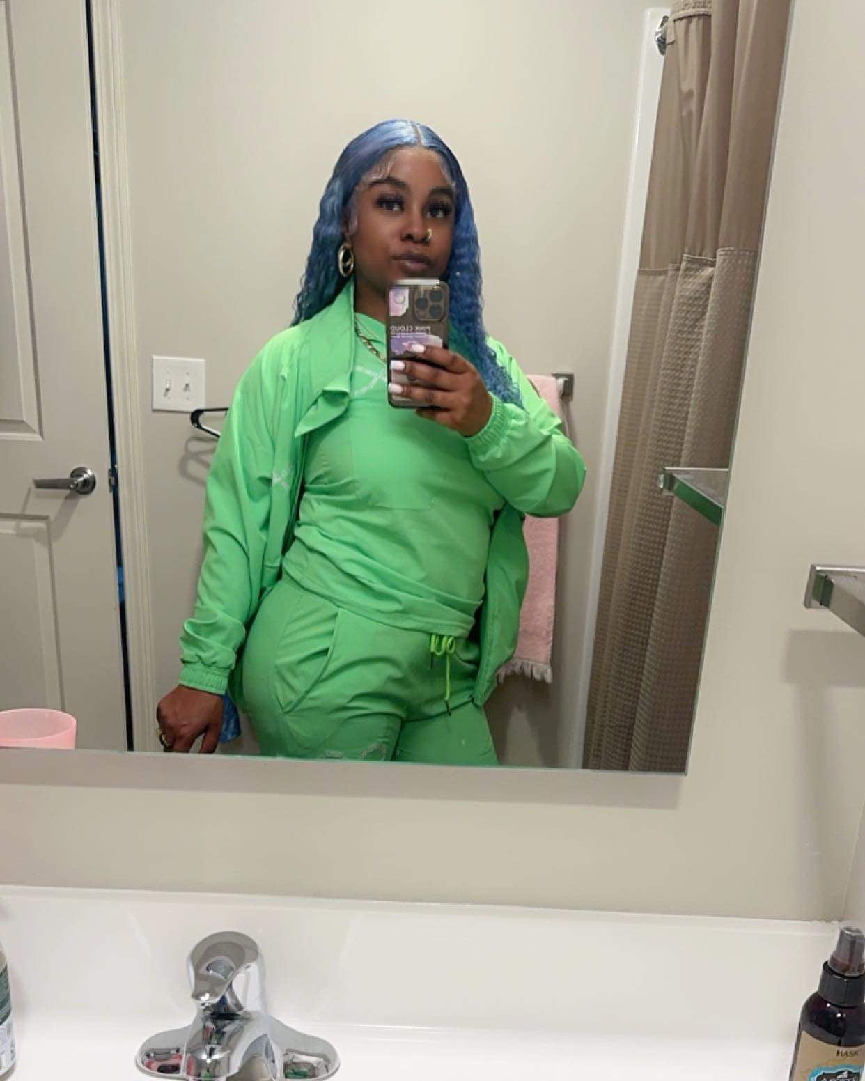 LIGHT GREEN SCRUB SET