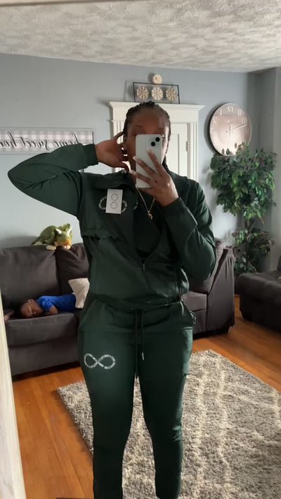 OLIVE GREEN SCRUB SET